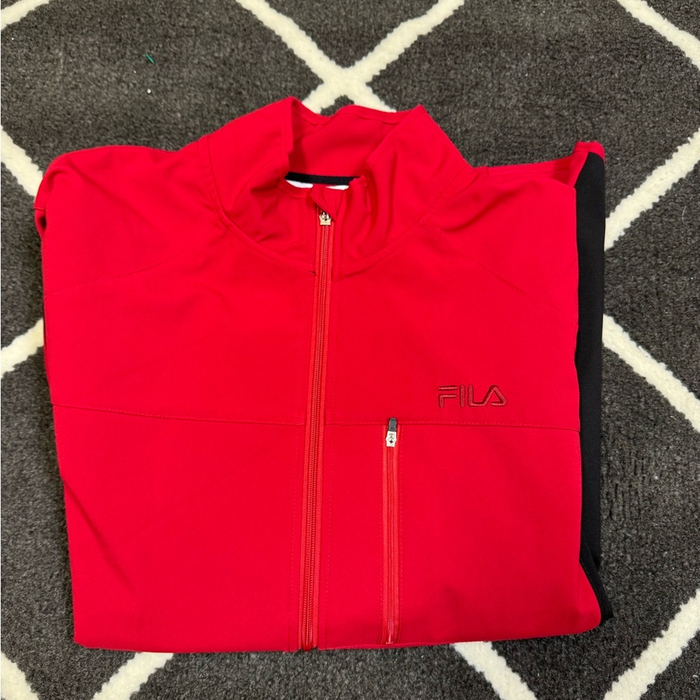 FILA jacket/ windbreaker size XL